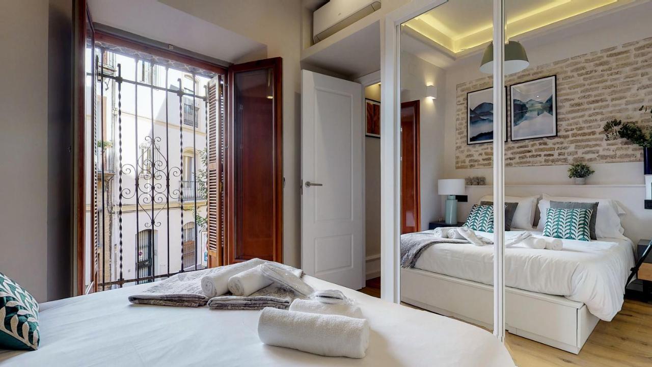 Bright And New- 2Bd 2Bth- Conde De Torrejon Apartment Севиля Екстериор снимка